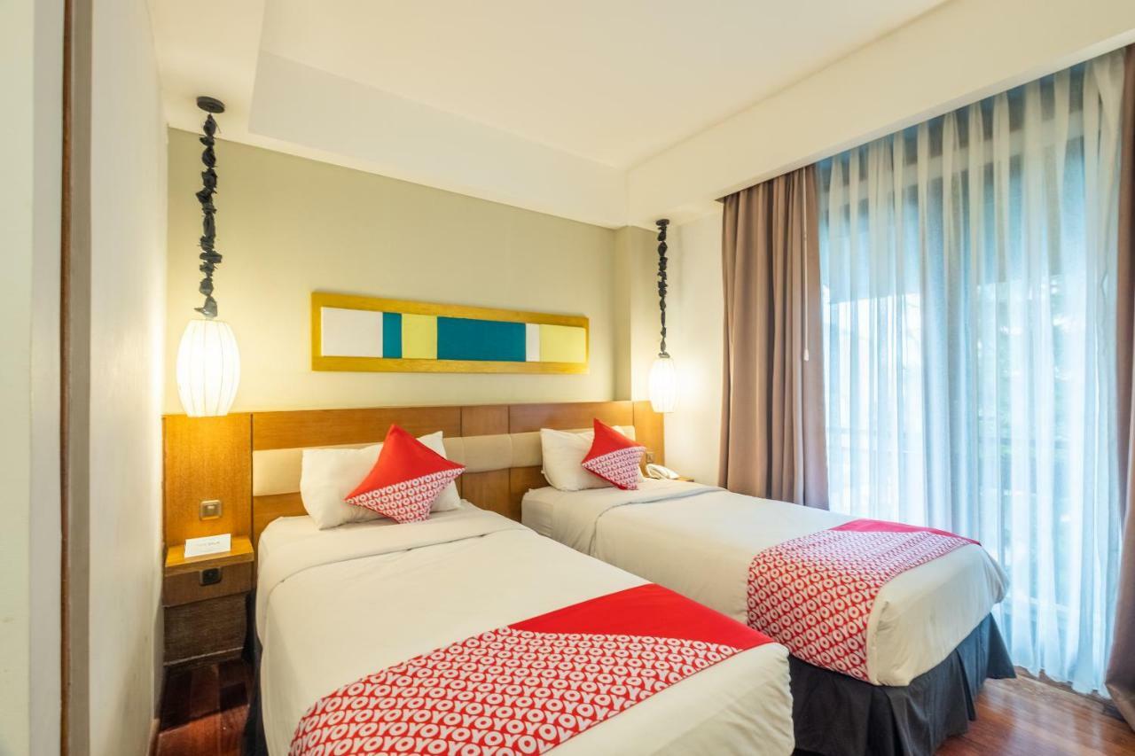 Hotel Capital O 852 The Silk At Dago Bandung Exterior foto